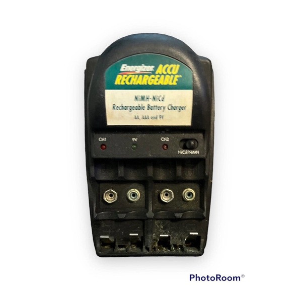 Energizer ACCU Rechargeable Battery Compact Charger AA AAA 9V Parts - Picture 1 of 2